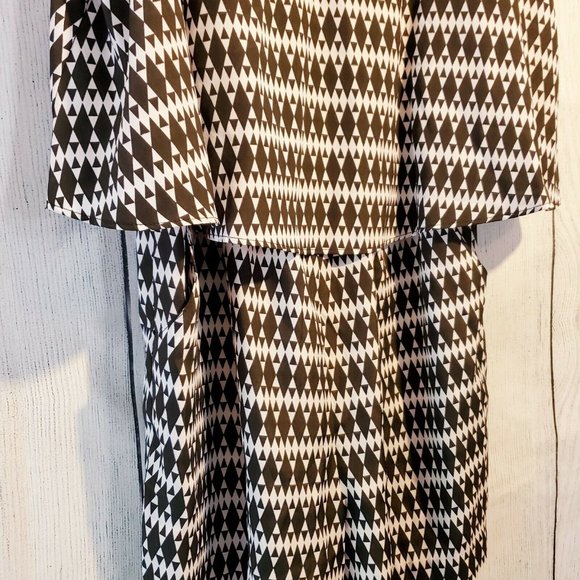 Bisou Bisou Diamond Pattern Romper NWT! Size Small - Picture 6 of 7